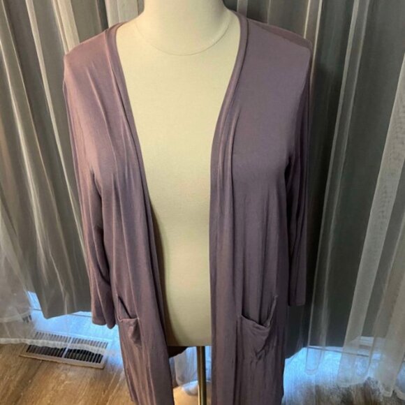 Torrid size 3 Super Soft Duster Open Front- purple - Picture 6 of 8